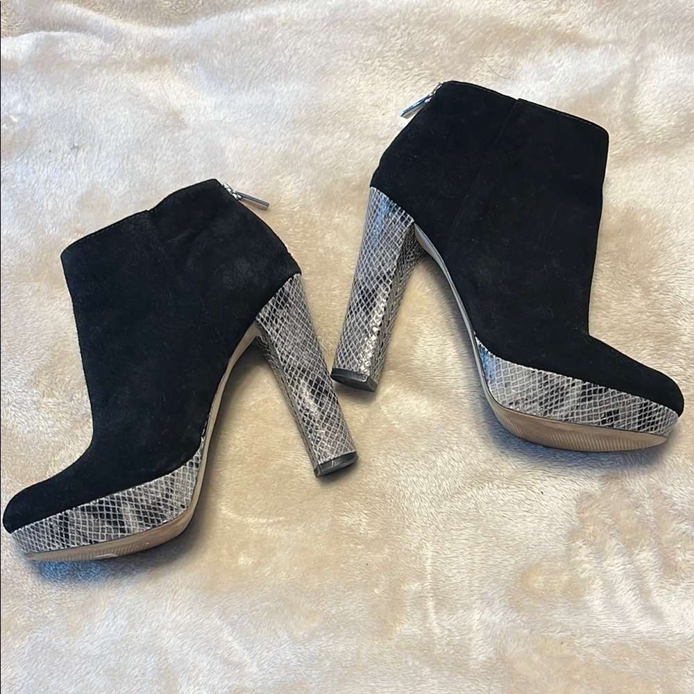 Michael Kors Black and Gray Heeled Boots with Stiletto Heel